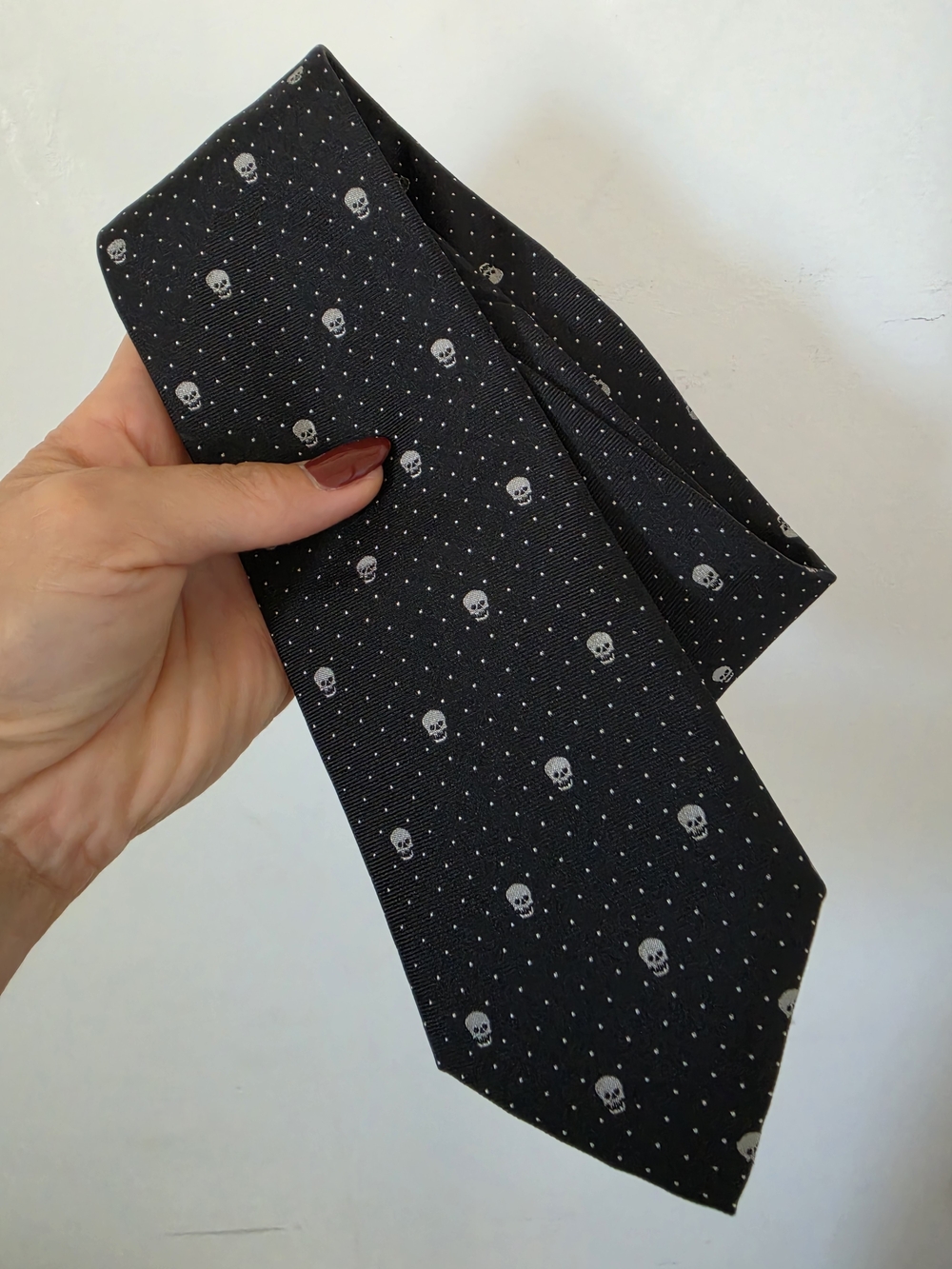 Express Black Tie with Small White Skull & Dot Pattern